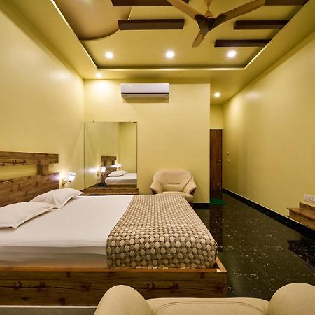 Hotel Saptarang Residency Panhala Exterior photo