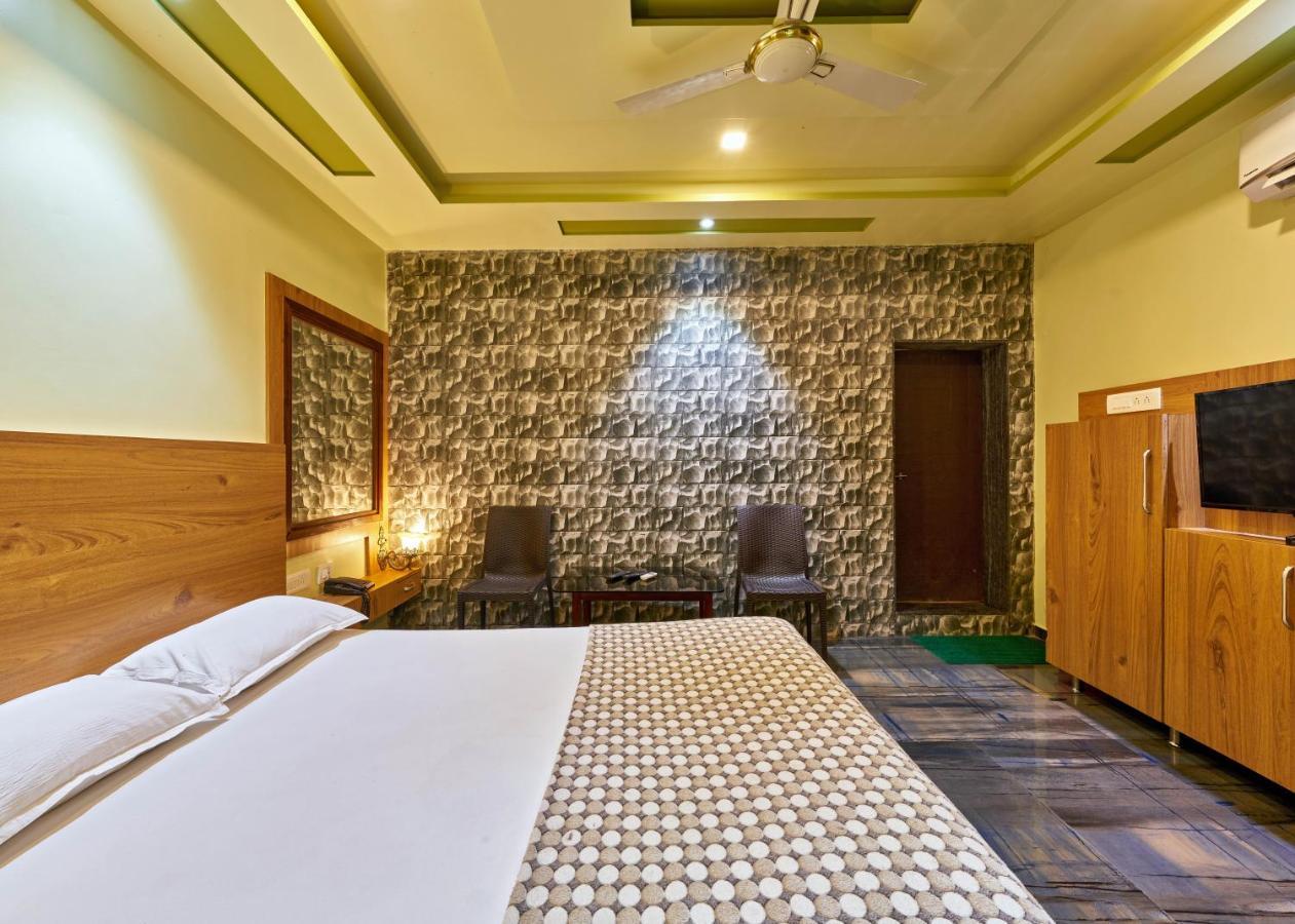 Hotel Saptarang Residency Panhala Exterior photo