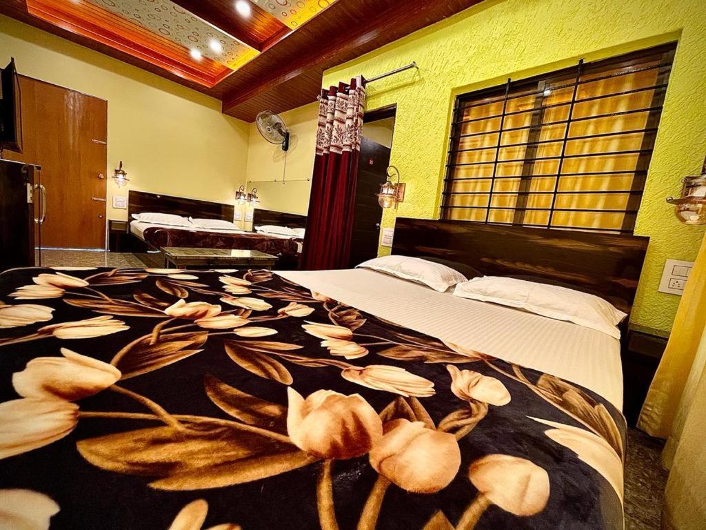 Hotel Saptarang Residency Panhala Exterior photo